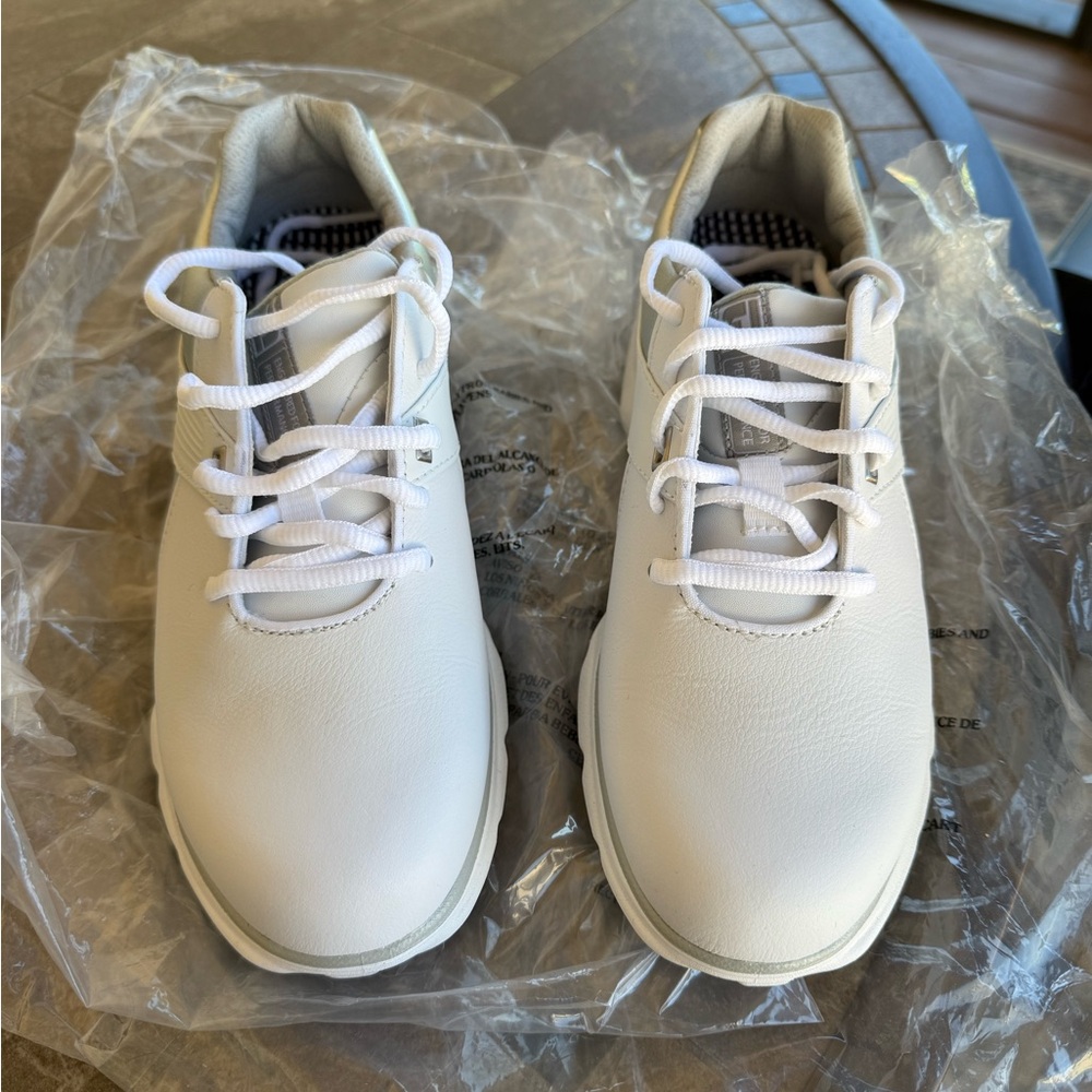 FootJoy Women's Athletic Shoes - White
